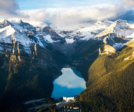 4 iconic Canadian experiences in Alberta