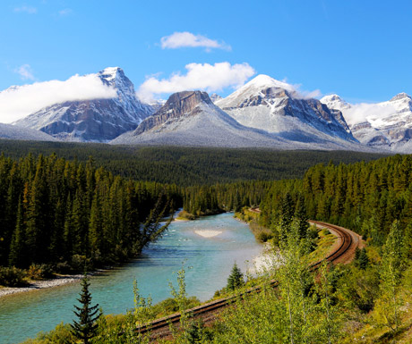 4 iconic Canadian experiences in Alberta