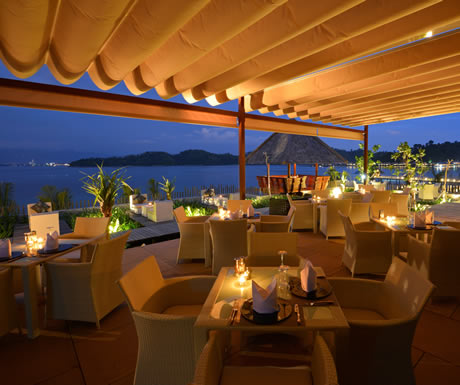 8 beach resorts with incredible restaurants experiences